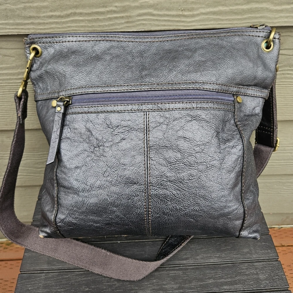 Vintage Fossil Sasha Crossbody Leather Bag Shiny Metallic Silver Purse Large